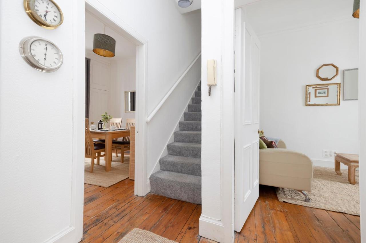 Joivy Cosy Flat In The Heart Of Edinburgh Lägenhet Exteriör bild